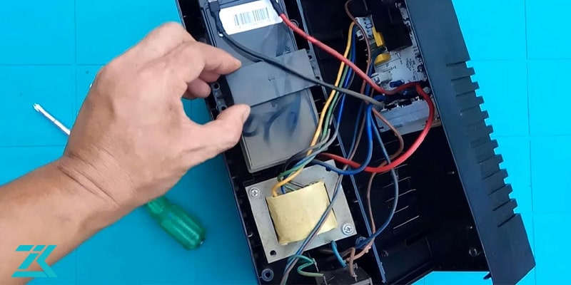تعمیر UPS با ضمانت